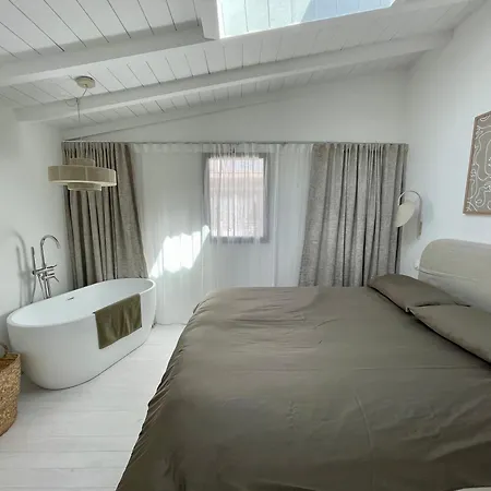 بيت ضيافة Maison Jeanne