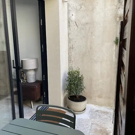 بيت ضيافة Maison Jeanne 3*