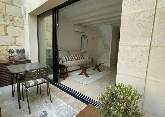 Maison Jeanne 3* بوردو