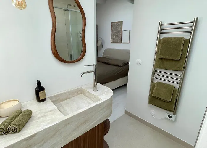 Maison Jeanne بيت ضيافة بوردو